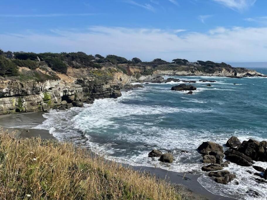 Grandma'S Cabin By The Sea 瓜拉拉 外观 照片
